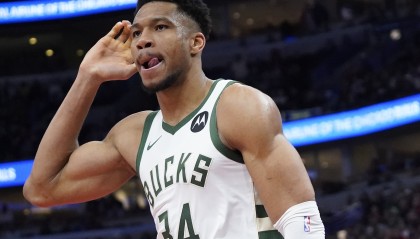 世界杯客户端升级说明-原来是为这？Shams：字母出战不满41场 让他损失了耐克巨额奖金